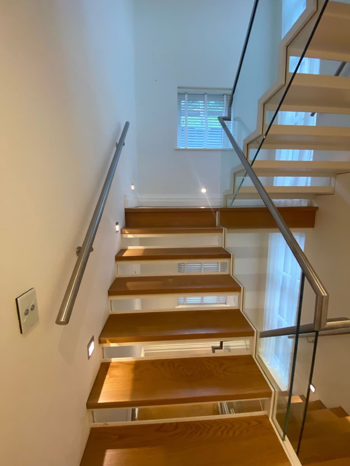 Luxury four-bed coastal — 2 Les Residences — view 5