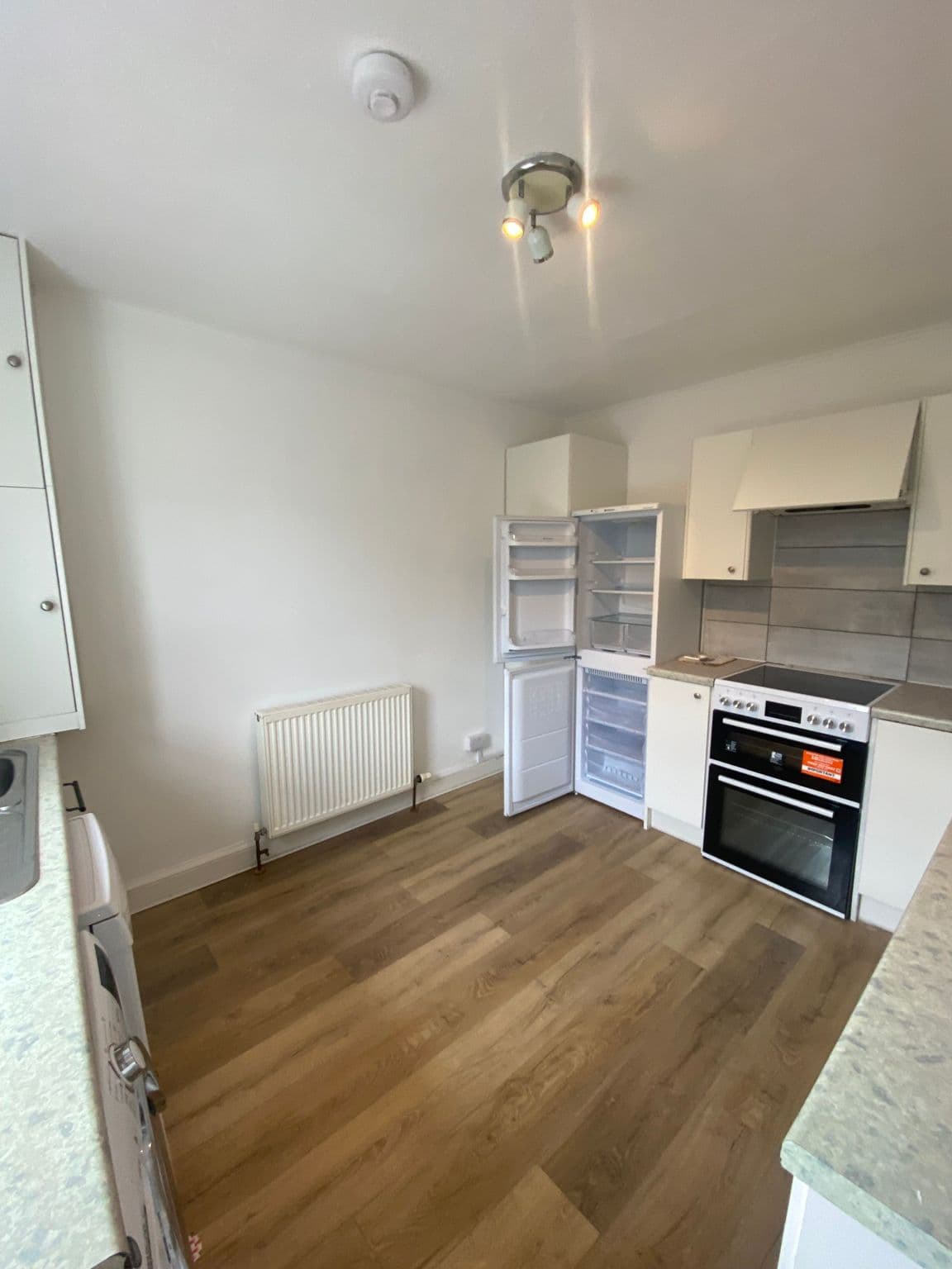 Two-bedroom cottage — view 4