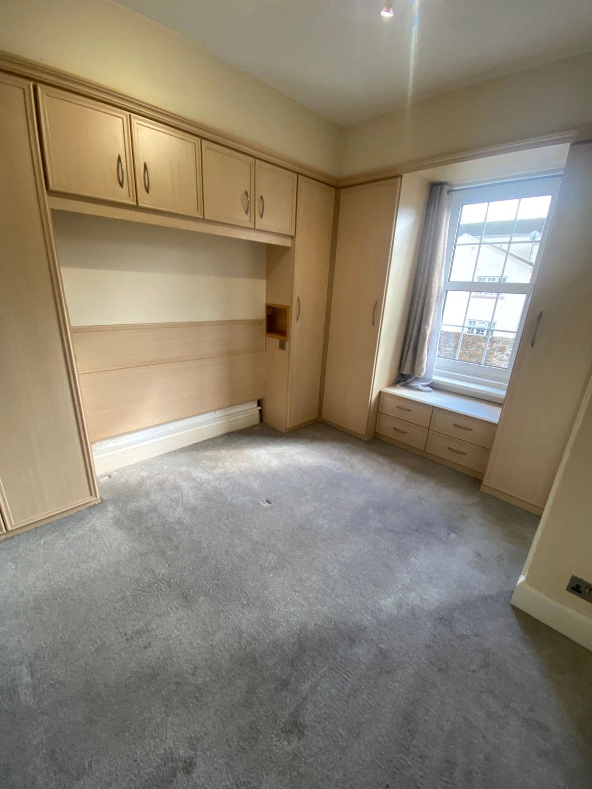 Two-bedroom cottage — view 5